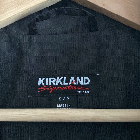 Spring/Fall Rain jacket - Picture 2 of 5